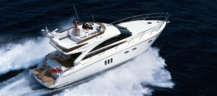 flybridge yacht